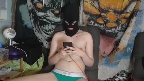 Snapshot of summerwing chatting on November 26, 12:39 pm Ryder K online show from November 26, 12:39 pm