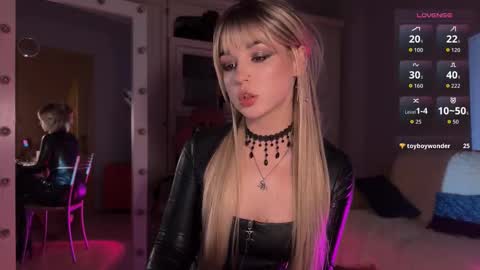 Miss Nelly online show from December 19, 11:23 pm