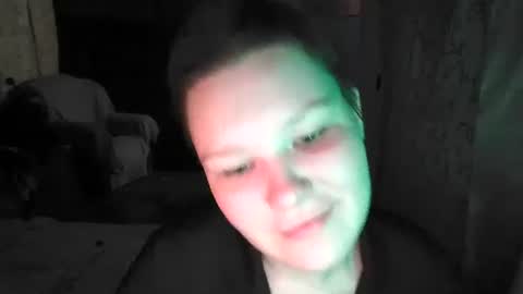 Snapshot of sun_seymour chatting on February 21, 11:43 pm sun_seymour online show from February 21, 11:43 pm