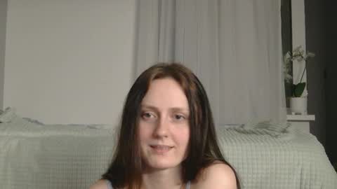 Snapshot of sun_sparkle chatting on January 13, 4:56 pm Olivia online show from January 13, 4:56 pm