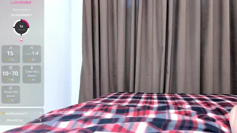 Snapshot of sunae_love chatting on October 23, 4:23 am Sunae online show from October 23, 4:23 am