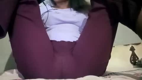 sunali_jain03 online show from March 7, 5:26 am