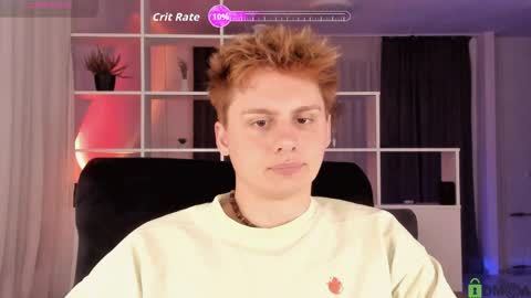 Snapshot of sunburn_boy chatting on May 30, 6:16 pm Emilio online show from May 30, 6:16 pm