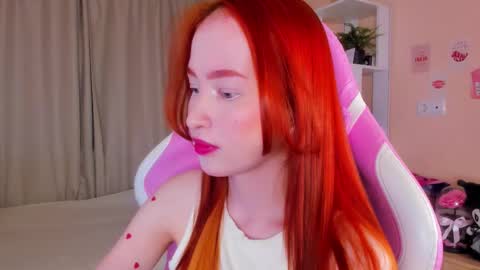 sunflare_ online show from December 18, 5:19 pm