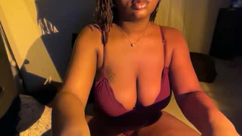 Snapshot of sunnisoles99 chatting on February 18, 12:45 pm Sunni online show from February 18, 12:45 pm