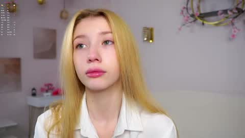 Snapshot of sunnmoonn chatting on February 28, 2:51 pm Lily online show from February 28, 2:51 pm