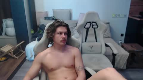 Alice and Sergey online show from April 11, 2:21 pm