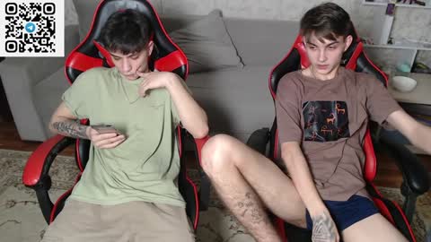 Snapshot of sunny_dan chatting on January 19, 4:04 pm Dan online show from January 19, 4:04 pm