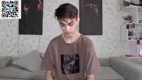 Snapshot of sunny_dan chatting on January 21, 7:26 am Dan online show from January 21, 7:26 am