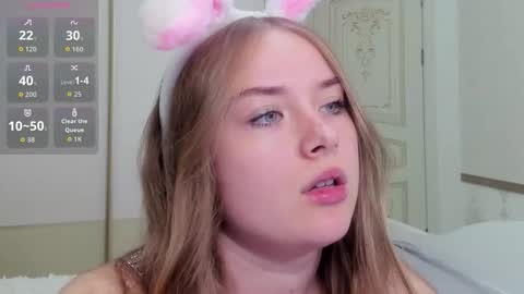 Vanessa online show from December 18, 7:03 am