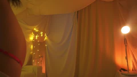 Snapshot of sunny_maria chatting on February 18, 3:21 am Maria online show from February 18, 3:21 am