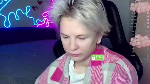 Snapshot of sunny_mood chatting on November 16, 7:14 am sunny mood online show from November 16, 7:14 am