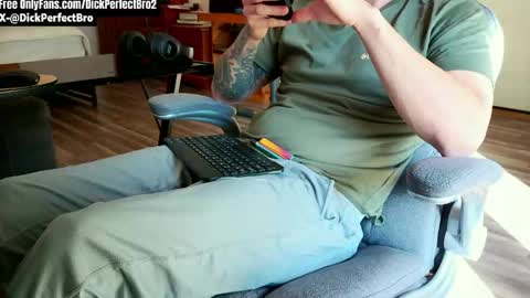 sunny valentine online show from April 17, 1:14 pm