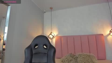  S U N N Y online show from April 16, 12:50 pm