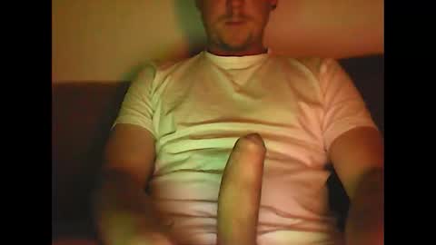 sunnygun0 online show from December 25, 9:54 pm