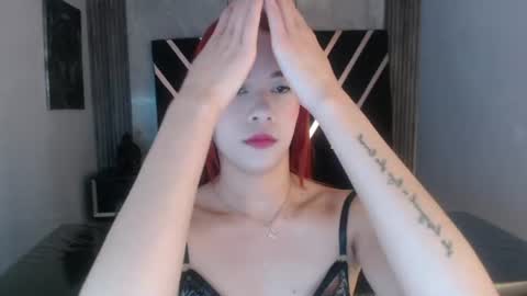 Snapshot of sunrise_ch chatting on July 1, 12:40 pm Susana Mejia online show from July 1, 12:40 pm