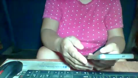 Snapshot of sunshine_789 chatting on May 10, 8:36 pm sunshine_789 online show from May 10, 8:36 pm