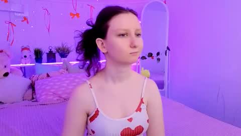 Snapshot of sunshine_blaze chatting on February 2, 1:21 pm Alice online show from February 2, 1:21 pm