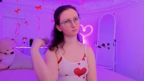 Snapshot of sunshine_blaze chatting on February 7, 5:44 am Alice online show from February 7, 5:44 am