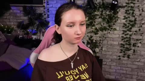 Snapshot of sunshine_blaze chatting on February 28, 3:02 pm Alice online show from February 28, 3:02 pm