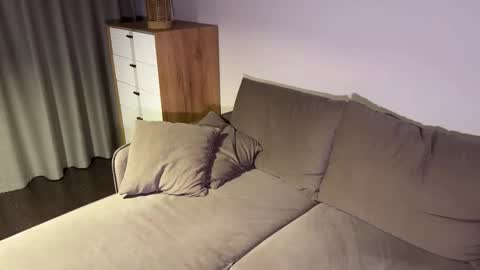 sunshinealex online show from September 8, 5:45 pm