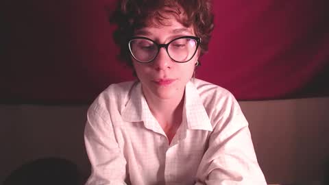 Hella online show from September 18, 3:58 pm