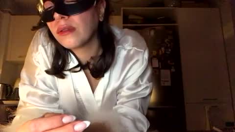 Snapshot of sunterra01 chatting on November 9, 2:32 am sunterra01 online show from November 9, 2:32 am