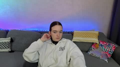 Lilith online show from May 16, 6:43 am