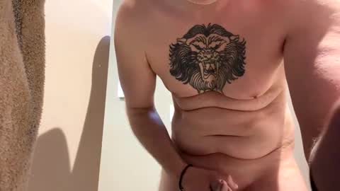 super4wesomeguy69 online show from May 24, 6:46 pm