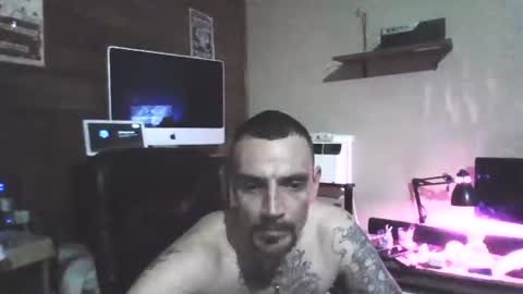 Snapshot of superd512 chatting on January 29, 12:12 am Guero Cash online show from January 29, 12:12 am