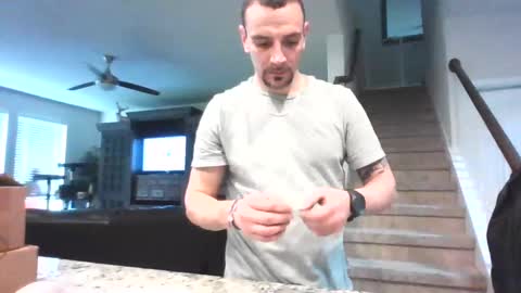 Snapshot of superd512 chatting on February 11, 6:33 pm Guero Cash online show from February 11, 6:33 pm