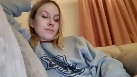 Annie online show from January 14, 2:00 pm