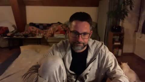 supersquirrel81 online show from January 8, 5:48 pm