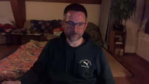 supersquirrel81 online show from March 29, 8:53 pm