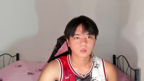 Snapshot of supr4m0 chatting on October 23, 8:46 am supr4m0 online show from October 23, 8:46 am