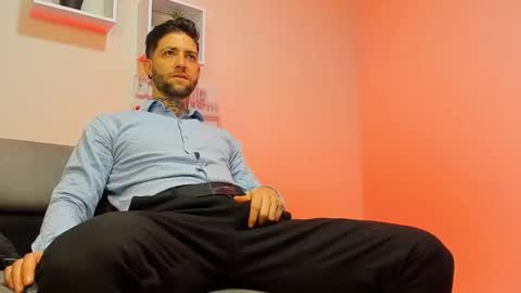 supreme_alpha_ online show from November 10, 12:42 am