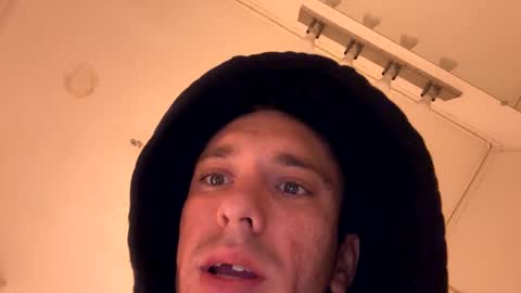 Snapshot of supremetnt1 chatting on December 13, 10:08 am Tyler online show from December 13, 10:08 am