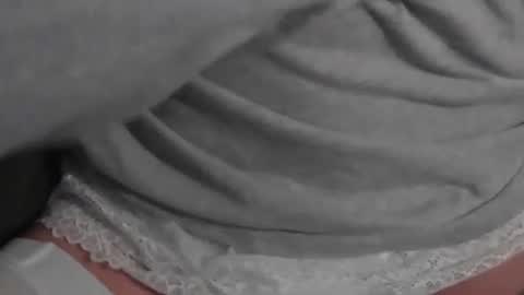 Snapshot of supwitchoo chatting on December 2, 2:17 am Supwitchoo online show from December 2, 2:17 am