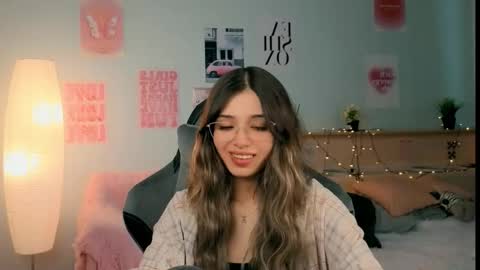 Sara online show from March 27, 1:22 pm