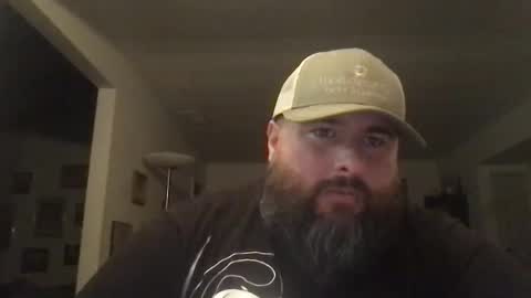 Snapshot of surfchick24 chatting on February 11, 3:18 am surfchick24 online show from February 11, 3:18 am