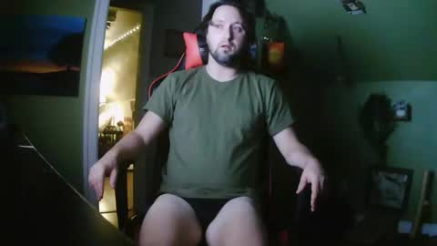 surferdude_here online show from November 9, 6:33 am