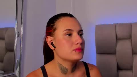 Susan online show from February 3, 7:52 pm