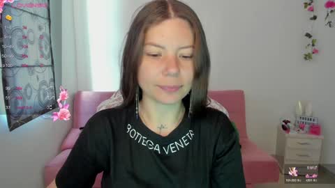 Snapshot of susana_garciaa chatting on December 6, 10:08 pm Susana ig susanna garcia23 online show from December 6, 10:08 pm