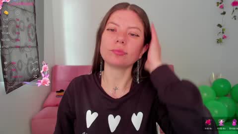 Snapshot of susana_garciaa chatting on December 9, 8:54 pm Susana ig susanna garcia23 online show from December 9, 8:54 pm