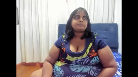 Snapshot of susanaeshwar chatting on November 10, 12:20 am susanaeshwar online show from November 10, 12:20 am