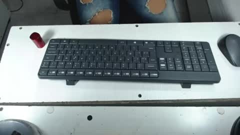 Snapshot of susanleroy chatting on December 8, 12:29 am susanleroy online show from December 8, 12:29 am