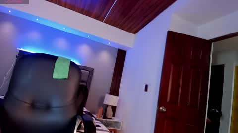 Susan  Everyday From 0530 to 1430 Col Time online show from April 16, 10:38 am