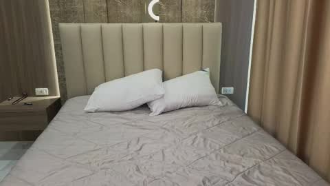 susannjohnson online show from March 21, 12:37 am