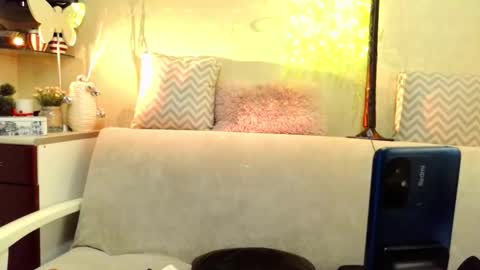 SusiexNoreen online show from March 27, 8:26 am