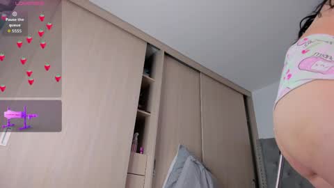 Snapshot of sussan_dream chatting on April 18, 7:58 pm Juliana garcia online show from April 18, 7:58 pm